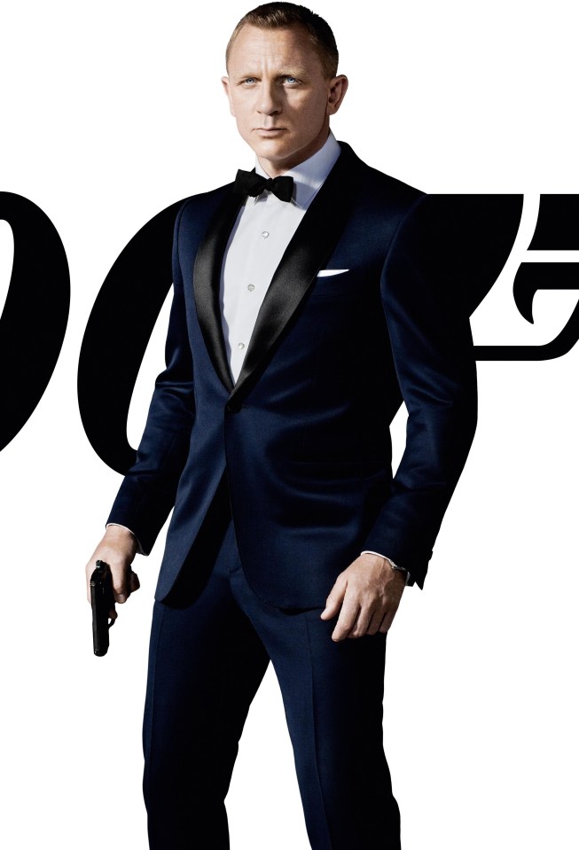 A body language expert says their Christmas card looks like an advert for a James Bond film