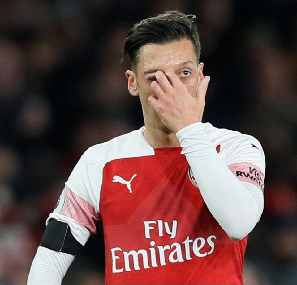  Mesut Ozil might struggle to regain a regular place with Arsenal as manager Unai Emery shows he is now afraid to make big decisions