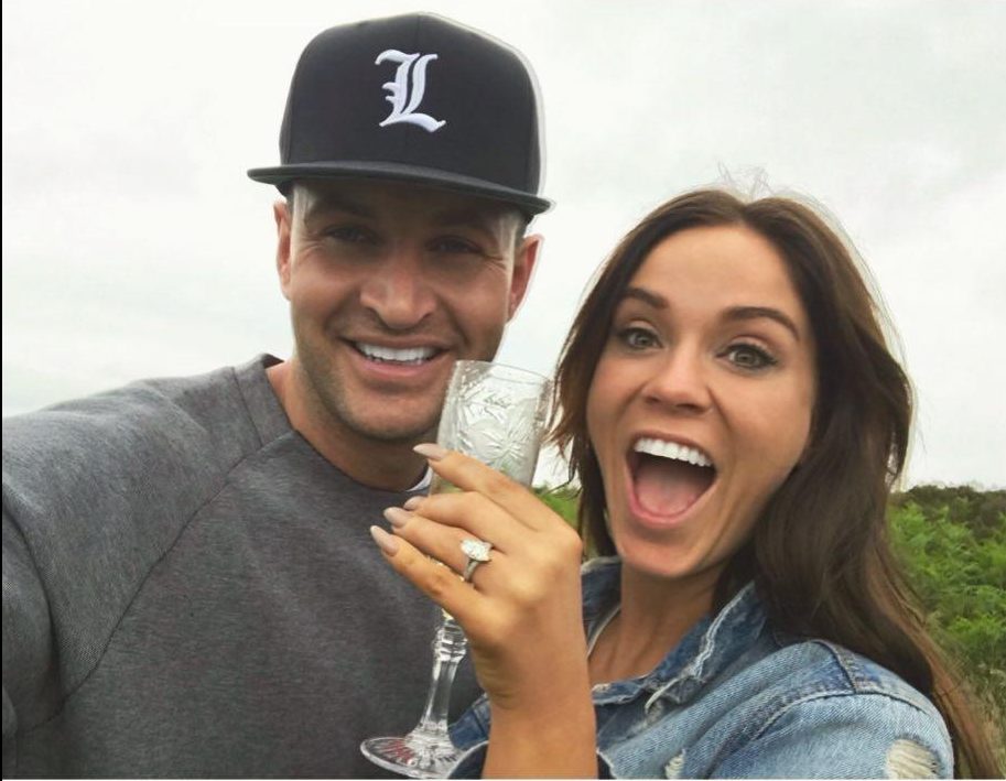  Vicky Pattison's wedding planning show is now about her split with ex fiance John Noble