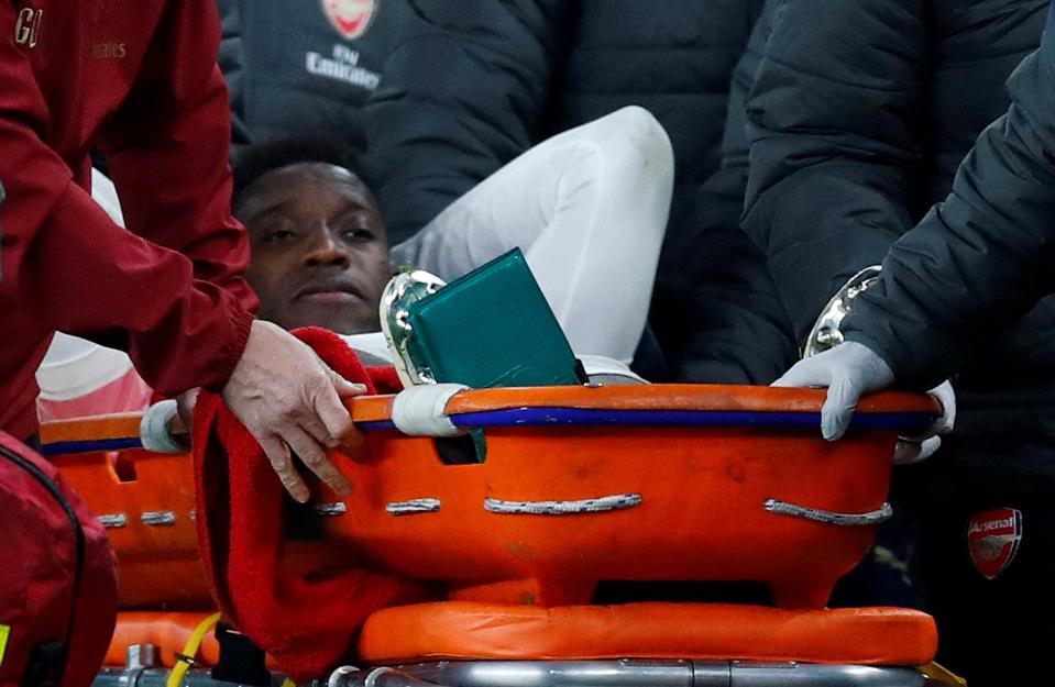  Arsenal striker Danny Welbeck suffered a broken ankle in the Europa League draw with Sporting Lisbon