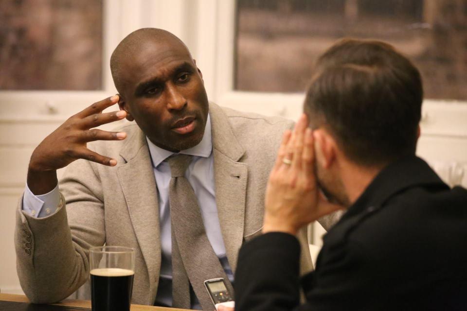  Sol Campbell tells Dan King that Arsenal and Tottenham will not win the league