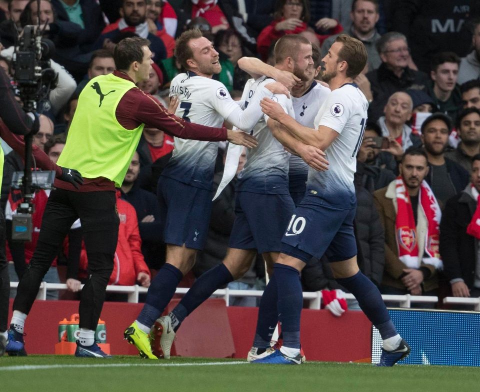  Spurs decided to celebrate in front of the Arsenal substitutes