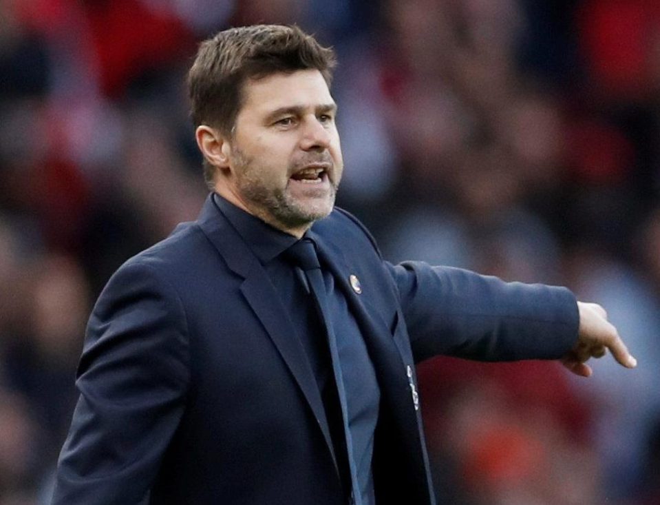  Man Utd are lining up a £40m swoop for Spurs boss Mauricio Pochettino