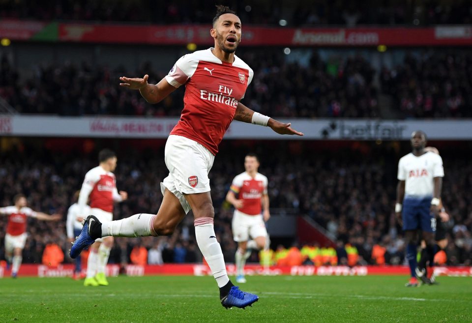  Pierre-Emerick Aubameyang celebrates his second goal against Spurs