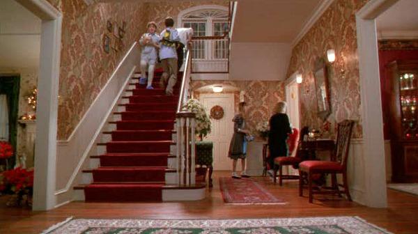 In the film, the McCallister home has a festive carpet and printed wallpaper