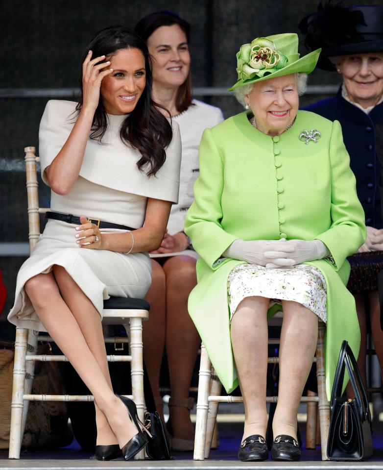  Meghan, Duchess of Sussex, and Queen Elizabeth II attend a ceremony to open the new Mersey Gateway Bridge on June 14, 2018 in Widnes