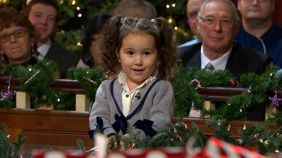  Evie, three, wants her cousin Elliot to be sent to prison for pulling off the ribbons on her special Frozen wand