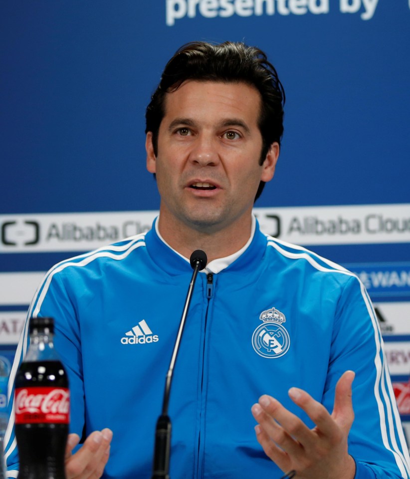 Real Madrid boss Santiago Solari is ready to offload Isco