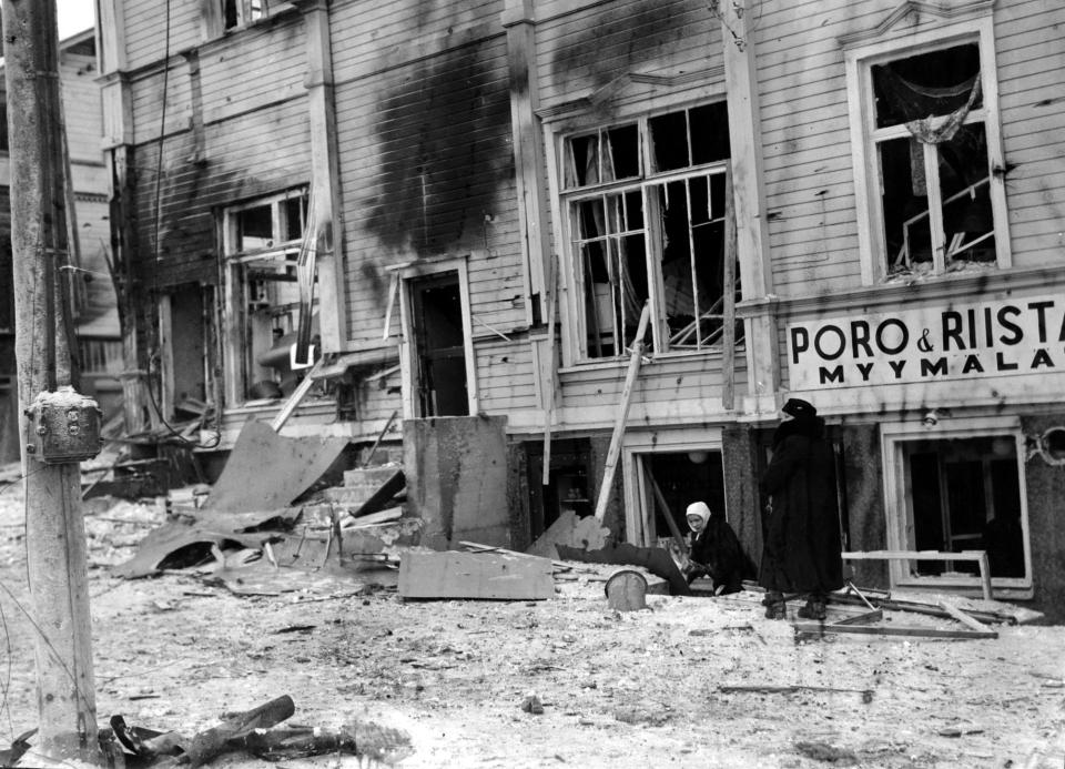  Nazis burned the town to the ground and nearly 500 locals died through fleeing or by mines