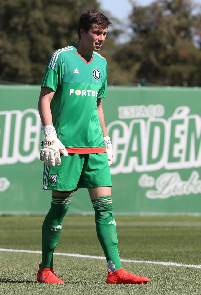  Young keeper Majecki is a target for Arsenal