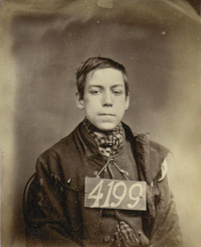  Robert Graham, 16, stole 11 pairs of stockings on New Year's Eve in 1872 - he was given one month of hard labour