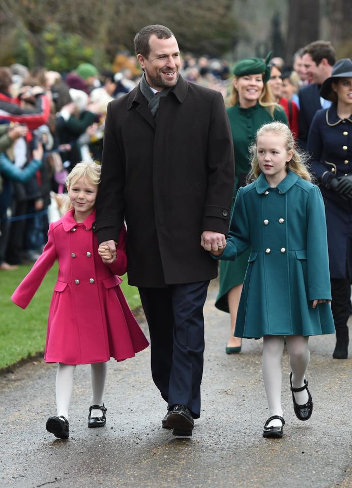  Peter Phillips - Princess Anne's sons - walks with adorable daughters Isla and Savannah