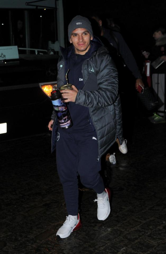  Lucas Torreira arrives for the game against Klopp's men