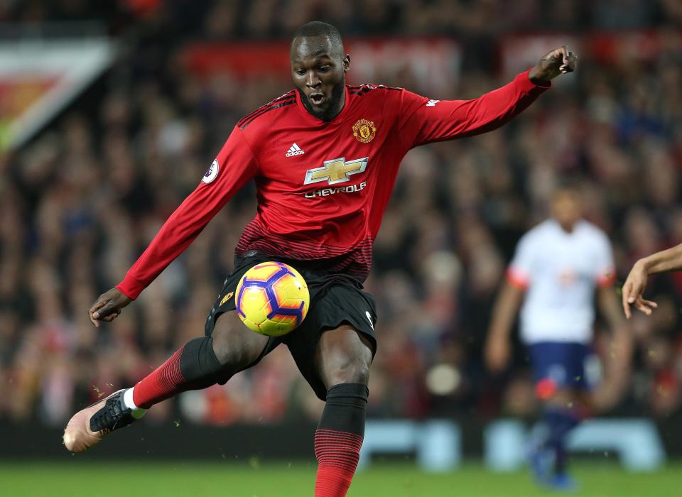  Romelu Lukaku came off the bench to fire Man Utd 4-1 up