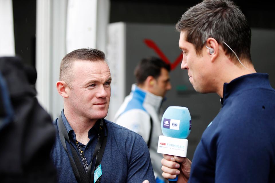  Wayne Rooney with Formula E presenter Vernon Kay