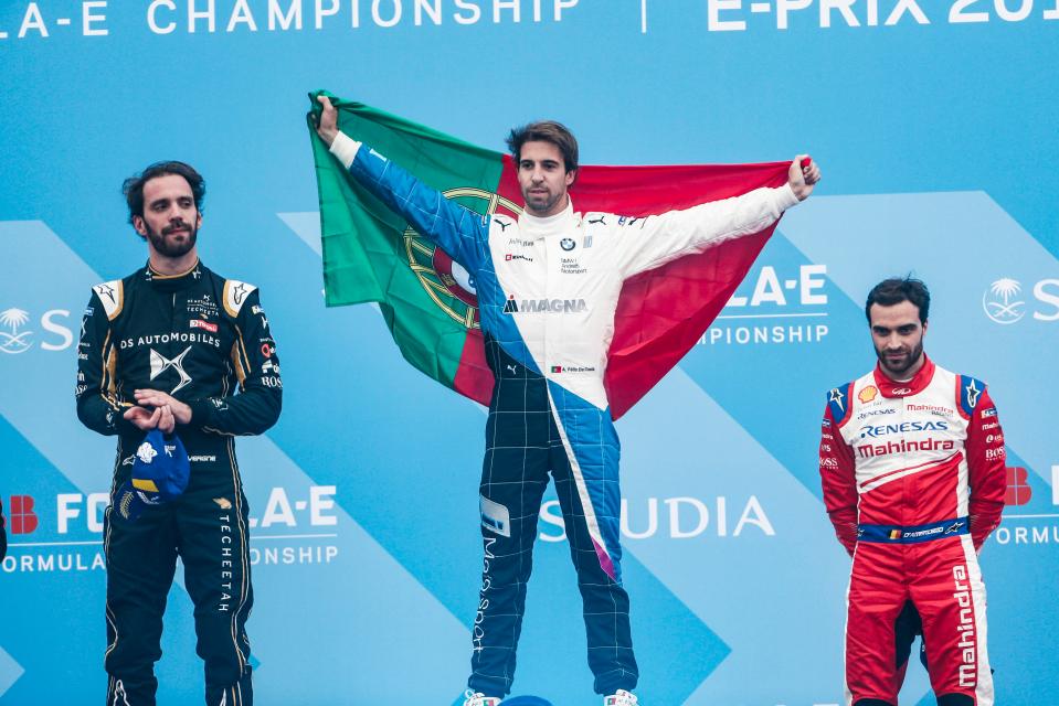  Jean-Eric Vergne pushed Antonio Felix da Costa to the very end but could only finish second in Saudi