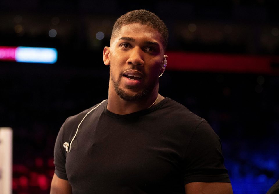  Anthony Joshua's team has set a ten-day deadline to find his next opponent