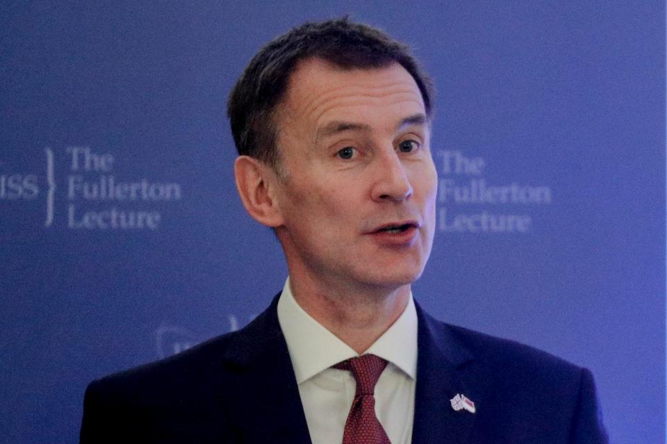  Jeremy Hunt warned the chaos from a no deal Brexit could last months or even years in a bid to ramp fresh pressure on rebel Tory MPs