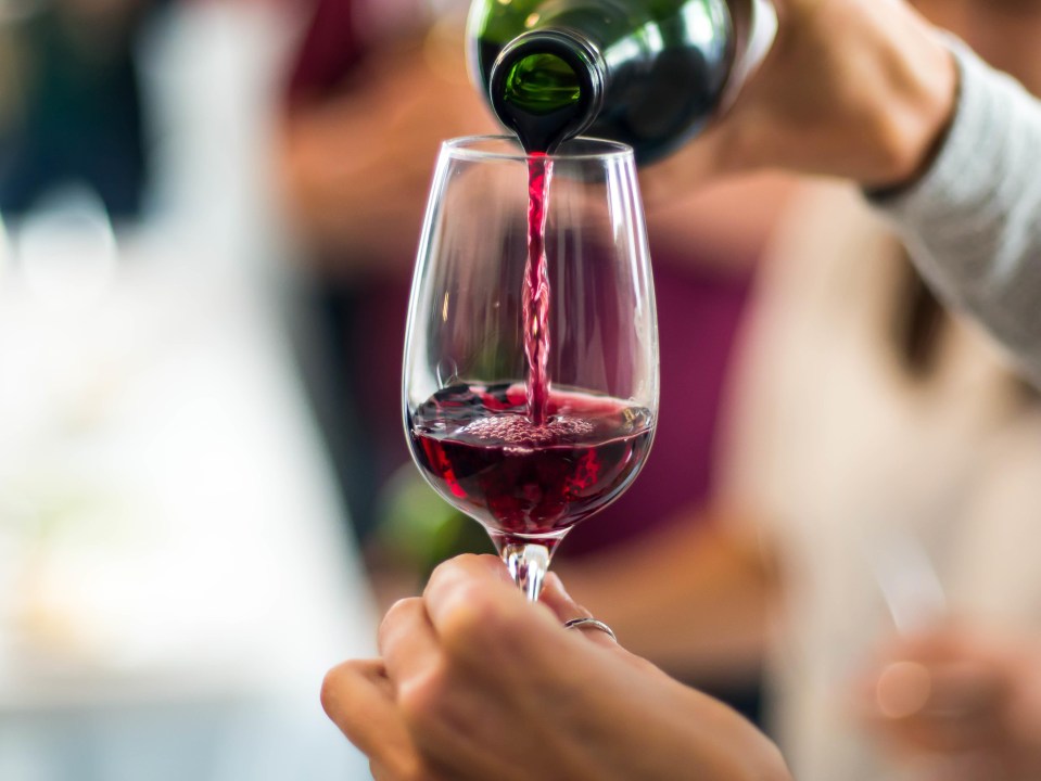 MIND encourages dieters to have a glass of wine a day