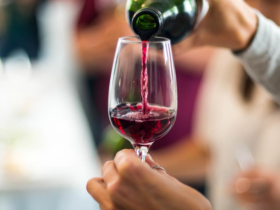  MIND encourages dieters to have a glass of wine a day