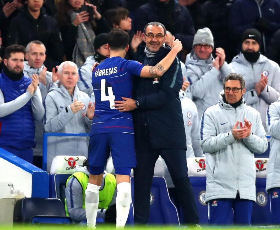  Cesc Fabregas still received a standing ovation from Maurizio Sarri and the rest of Stamford Bridge after he was taken off