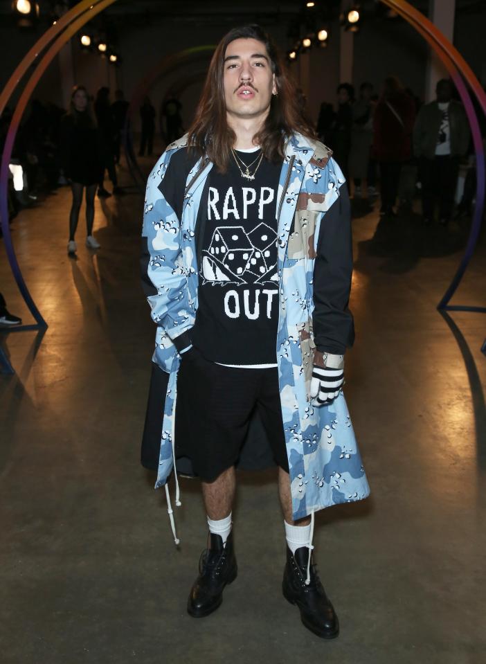  Hector Bellerin went for an extravagant look for the London Fashion Week event