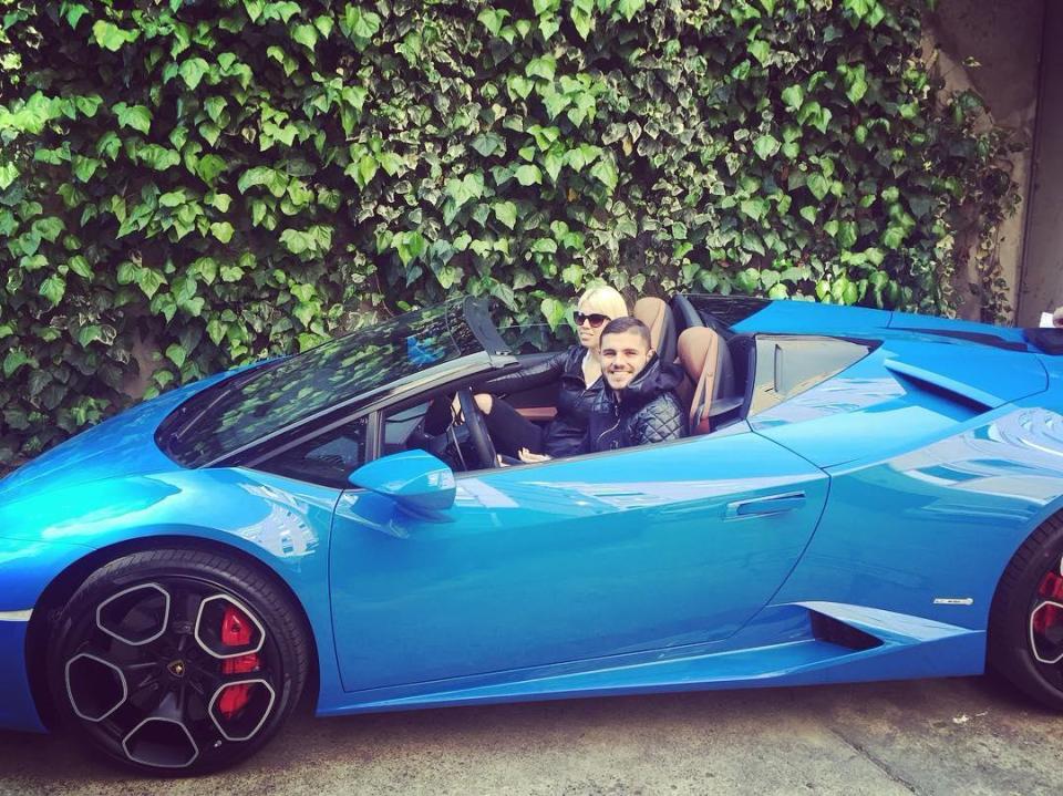  Icardi's stunning Lamborghini is a Huracan Spyder