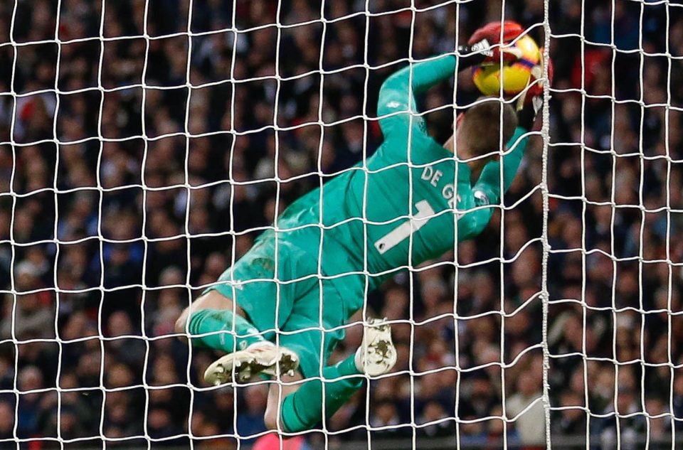  Tottenham could not beat De Gea during a busy second half