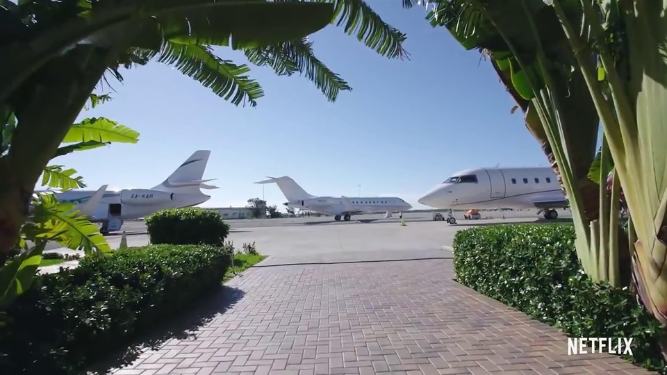 Fyre Festial guests were promised a private jet from Miami but got a regular Boeing 737