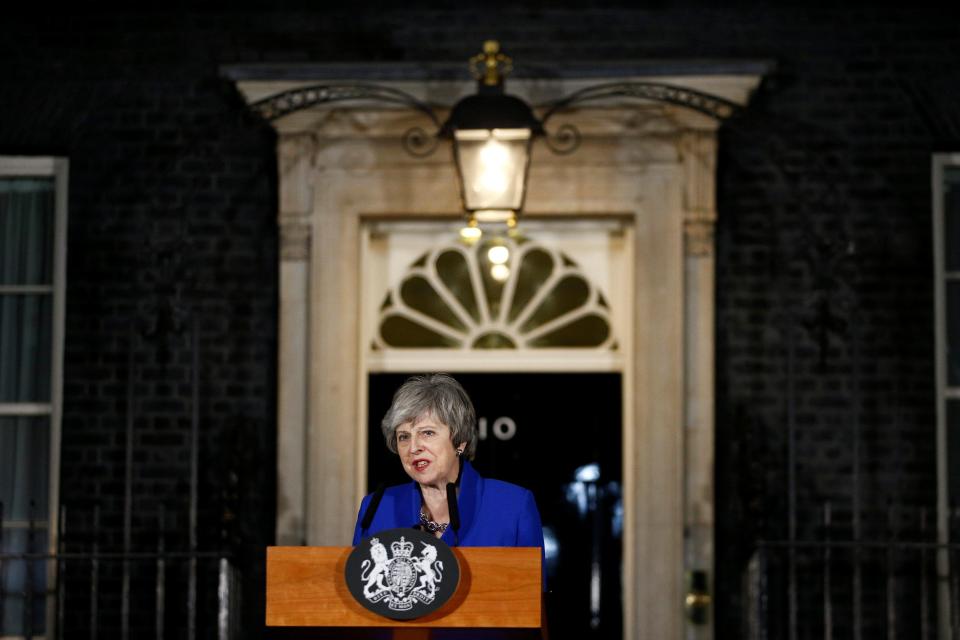  Theresa May speaks outside No10 after she defeated Labour’s motion of no confidence in her Government by 325 votes to 306, a majority of 19