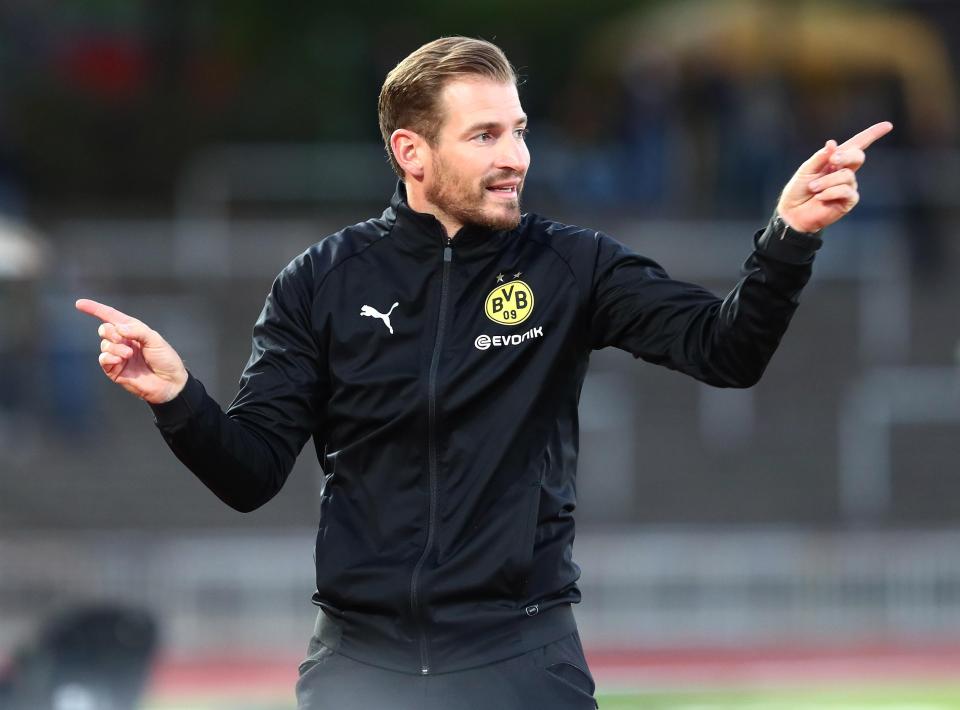  Siewert, 36, is currently the head coach of Borussia Dortmund's reserve team