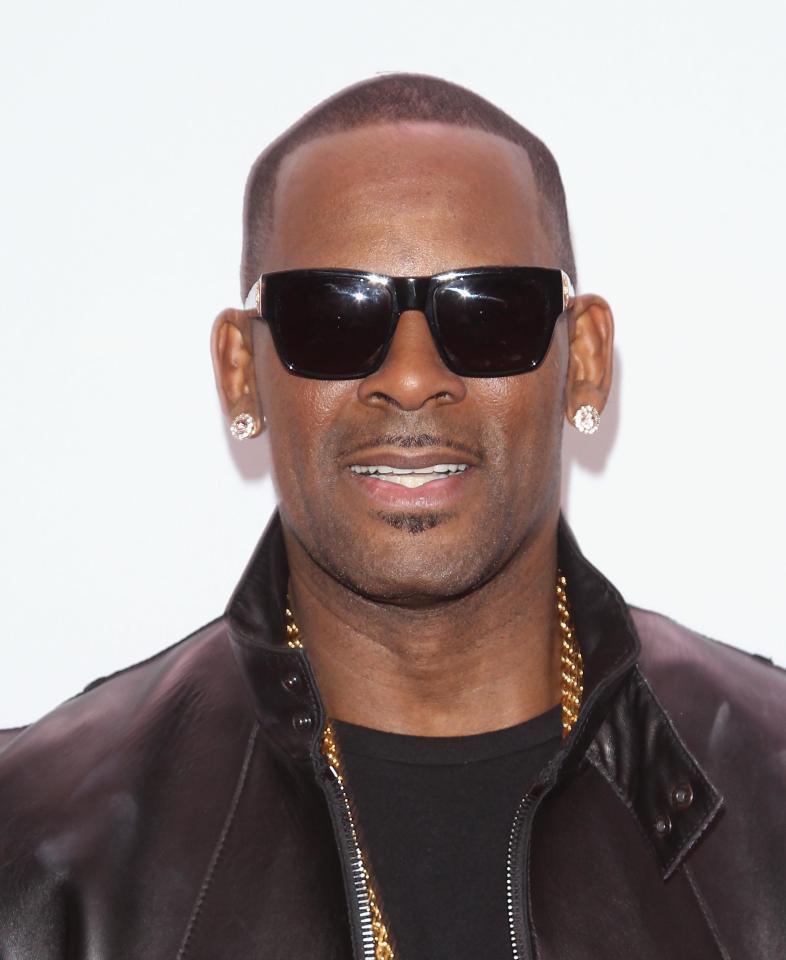  R Kelly's brother claims the singer has a 'problem with control' while discussing abuse allegations against him