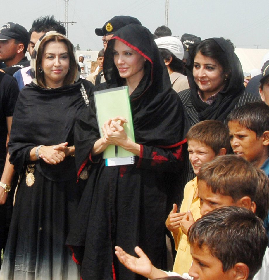  Angelina visited a camp for flood victims in Pakistan in 2010