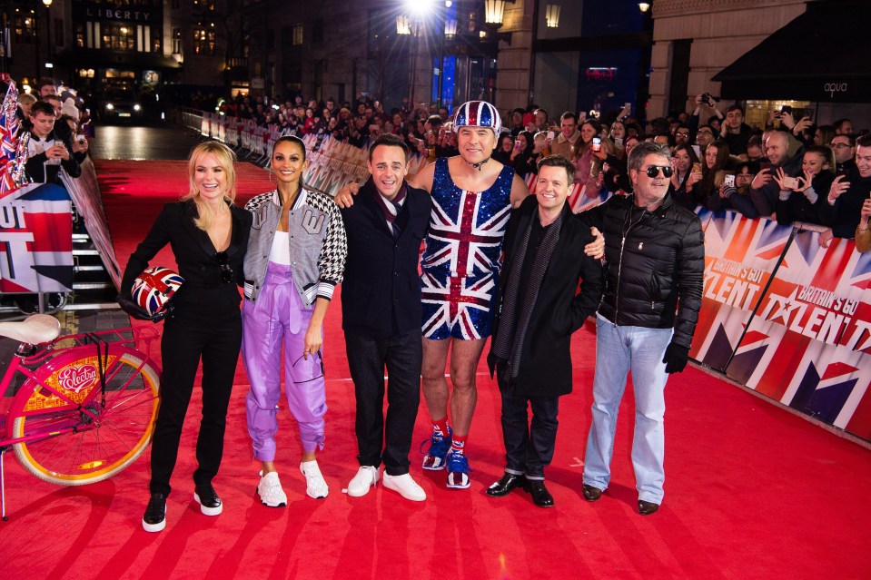 The pair were stood alongside Ant McPartlin, David Walliams, Declan Donnelly and Simon Cowell