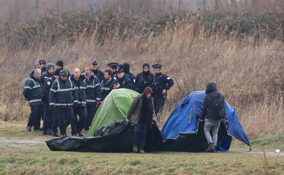 Help Refugees estimates there are roughly 1,000 refugees living between Calais and Dunkirk