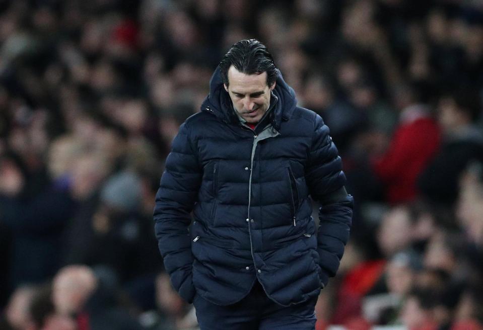  Arsenal boss Unai Emery is suffering a defensive injury crisis