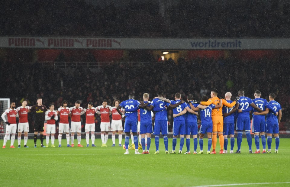 Players from both teams observed a minute's silence to pray for a miracle in finding Emiliano Sala alive after he went missing at sea