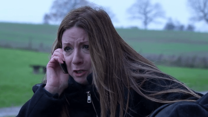  Harriet screams for an ambulance after realising she can't find a pulse for Bob