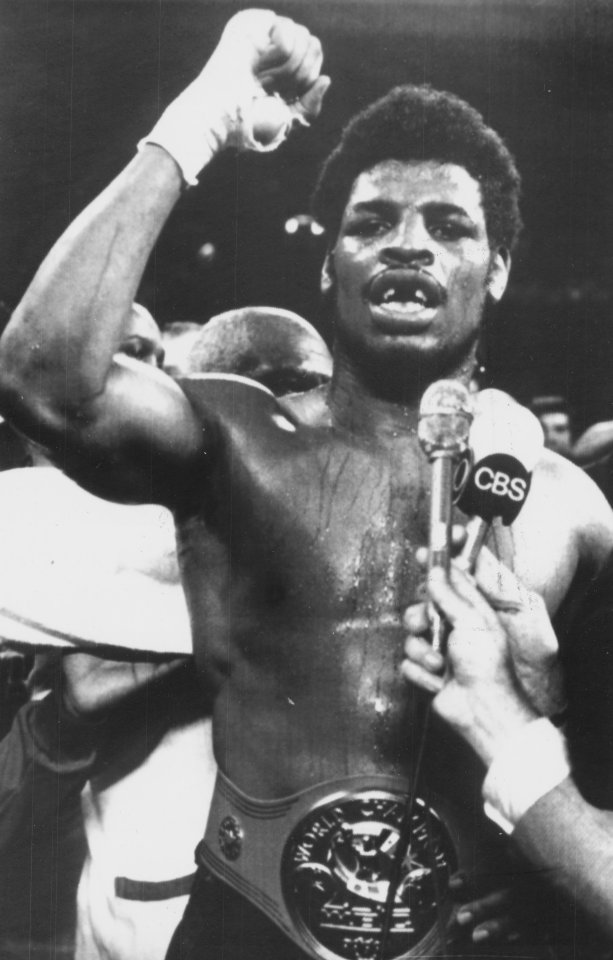  Leon Spinks shocked the world when he won the heavyweight world title in just his seventh fight - by defeating the legendary Muhammad Ali