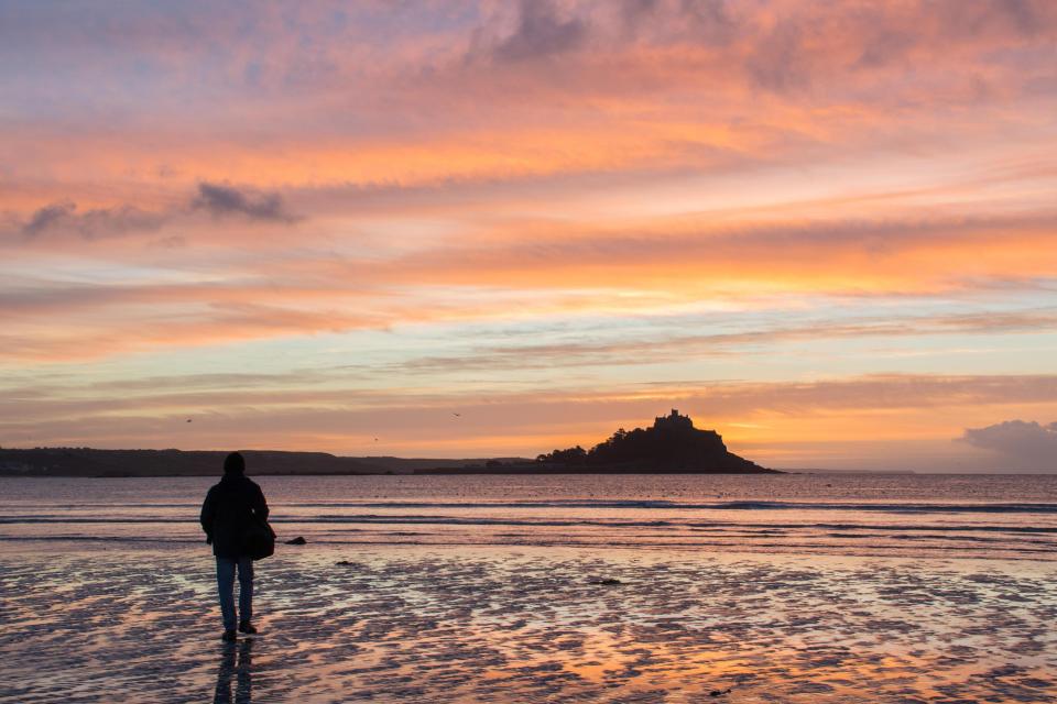  It is only accessible by boat during high tide, or by path during low tide