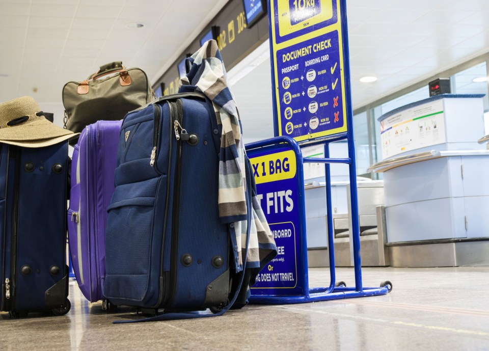  A Ryanair representative confirmed that our friends were entitled to get the £80 refund