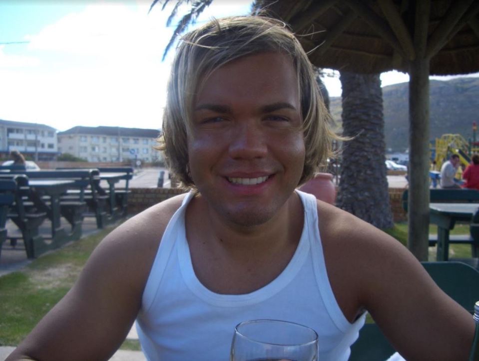  Alves is unrecognisable in old pictures