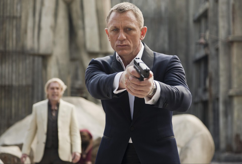 Daniel Craig