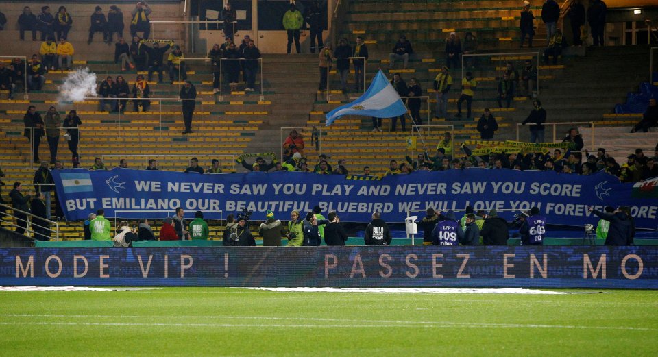  Cardiff fans held a massive banner at the match as well in solidarity with Nantes supporters