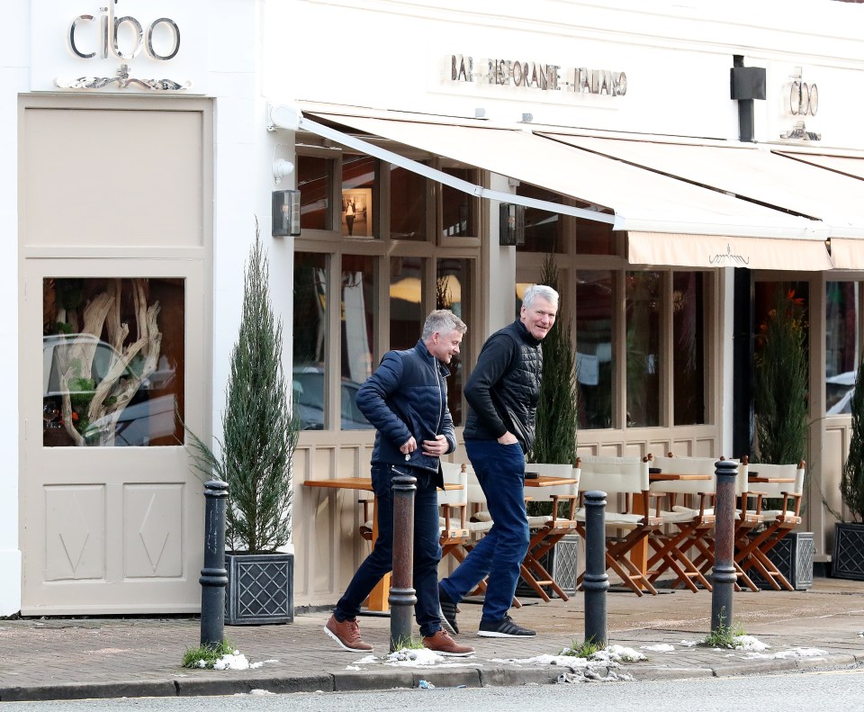  Ole Gunnar Solskjaer was snapped dining at Cibo again with David Gill