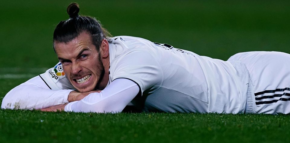  Gareth Bale cannot believe it after cocking up a gaping chance to clinch a first-leg win for Real