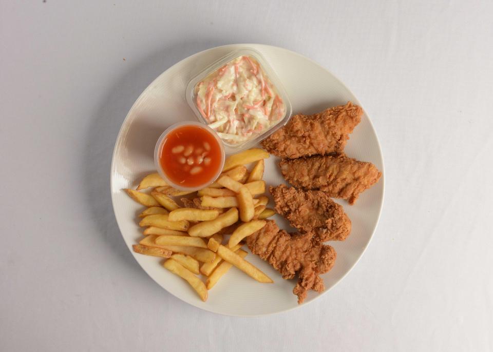  Fried chicken from the takeaway, including fries, coleslaw and beans, contains 1,442 calories