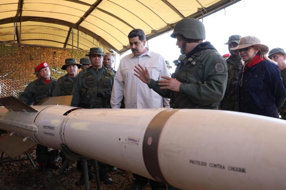  Maduro inspects a missile during the drills