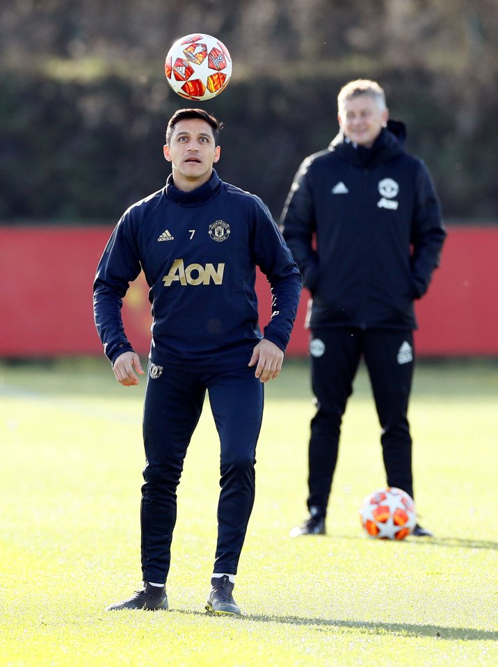  Ole Gunnar Solskjaer is just waiting for the inevitable Sanchez breakout game