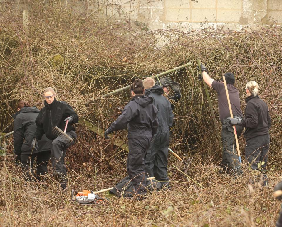  Police search hedges in the park close to Libby's house